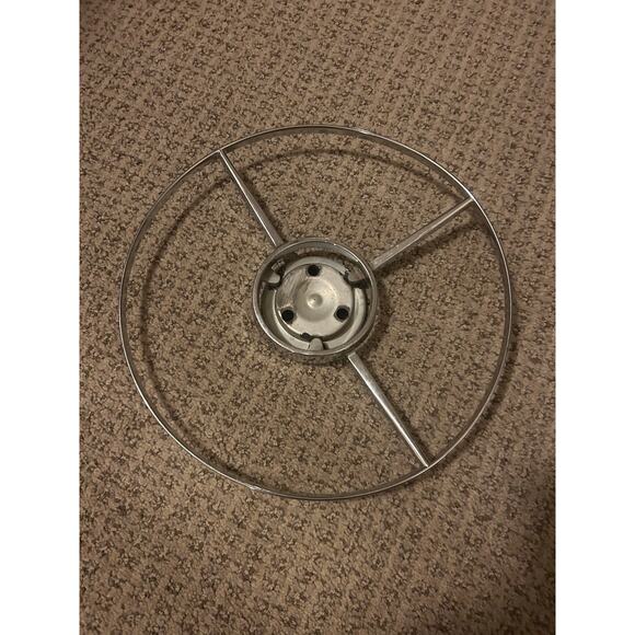 Vintage Studebaker chrome OEM horn ring 1951-1954 in perfect condition, no pits - Picture 7 of 7